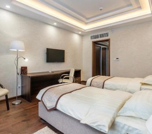 China Merchants Huashang Business Center