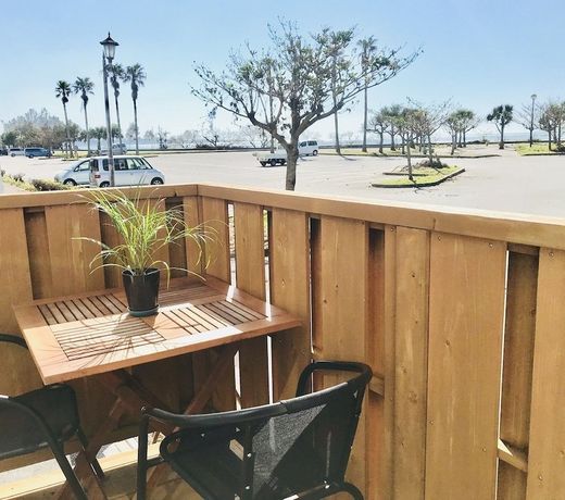 Mini Chula Inn