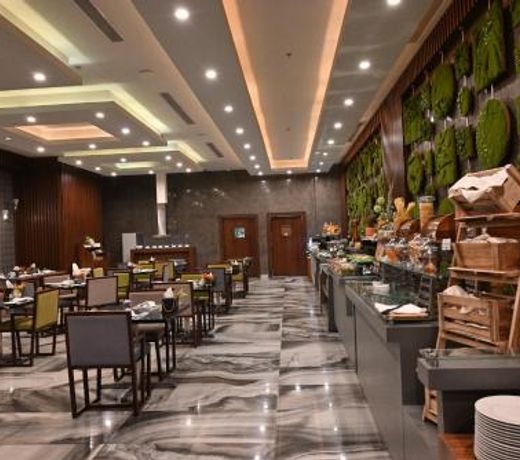 Q Suites Jeddah by EWA