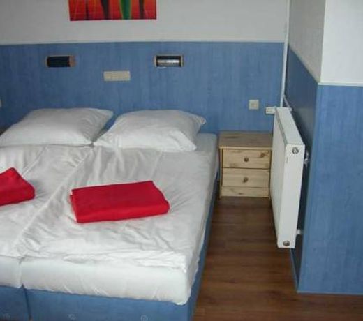 Pension Heinrich _im Zentrum_ Frie
