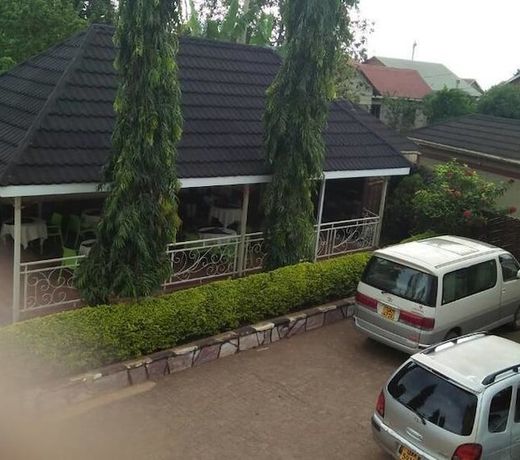 Temms Hotel