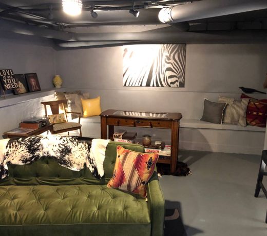 The Historical Dungeon Apartment