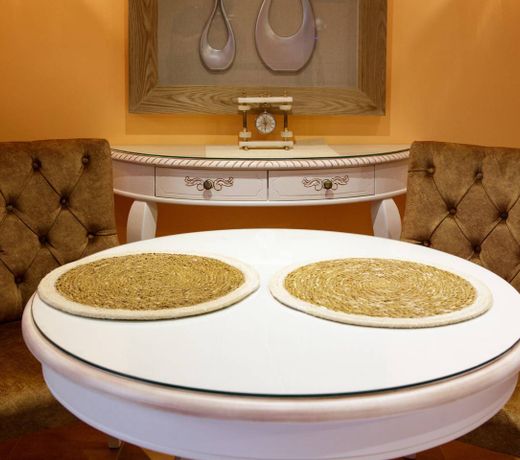Sali Chelidonaki boutique suite