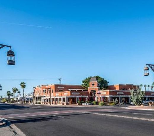Historic Oldtown Plaza 201