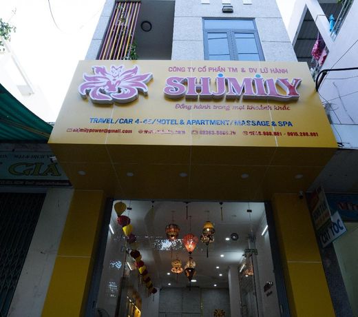 Shjmily House