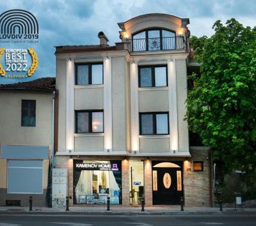 Shahbazian House