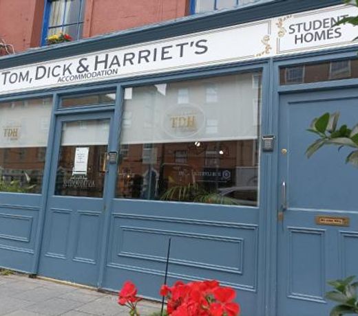 Tom Dick and Harriet's Accommodation
