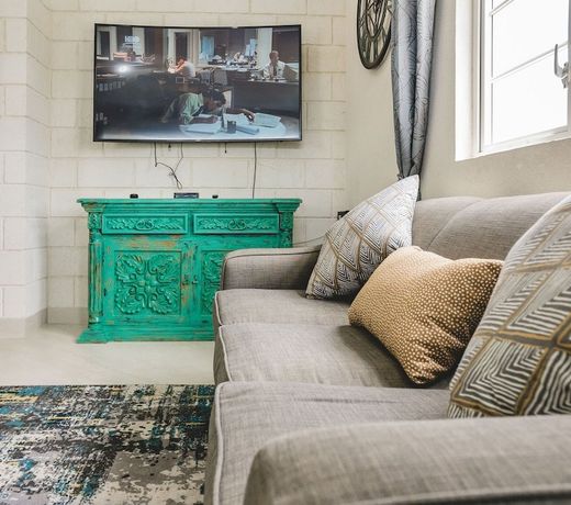 Ez Living Apartments