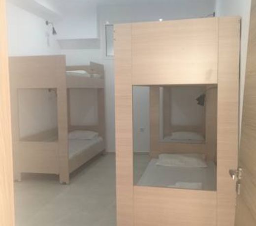 Sisifou Hostel