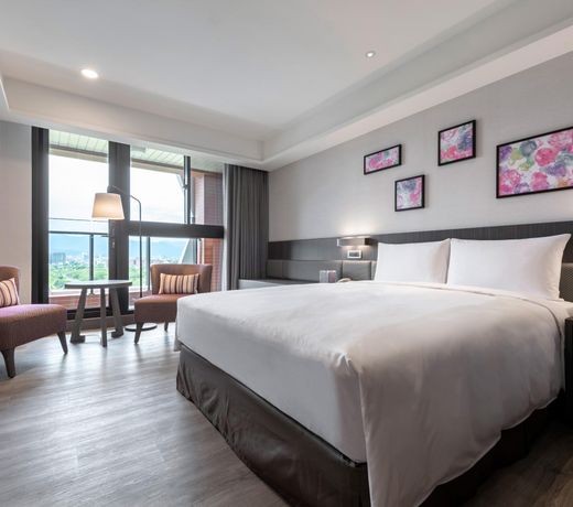 Lakeshore Hotel Yilan