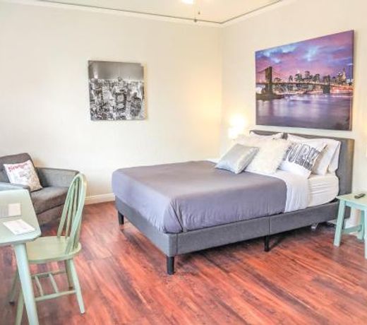 Casa Bonita Apartments