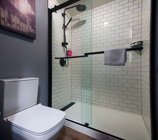 Moxy San Diego Gaslamp Quarter