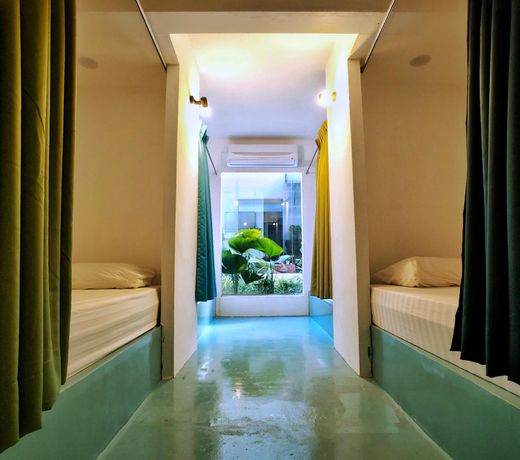 Beds In Garden Hostel