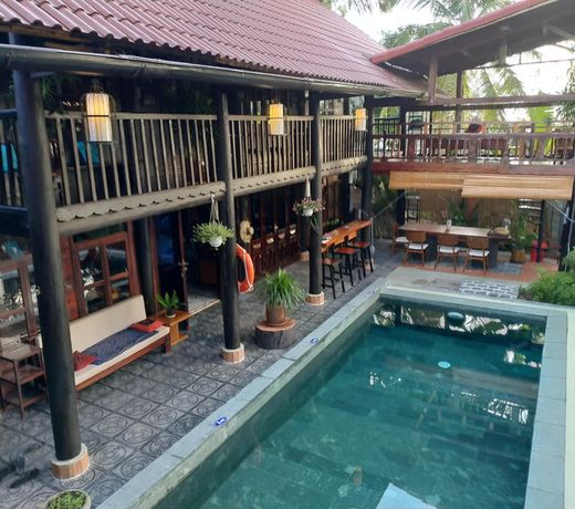 Hidden Beach Pool Villas