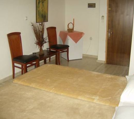 Cleopatra Hotel