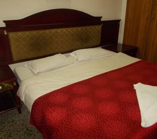 Restful stay near Rishikesh Railway Station