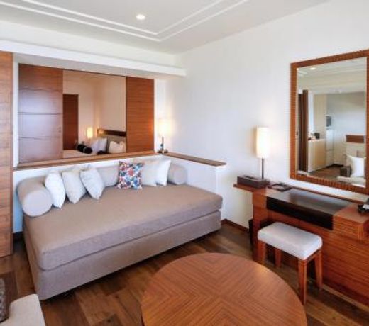 Ala Mahaina Condo Hotel