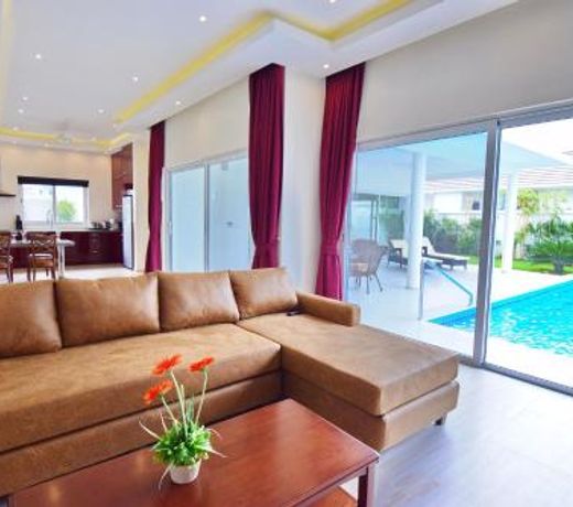 Villa Cattleya