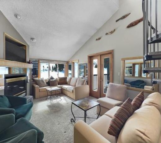 FP310 Foxpine Inn Condo