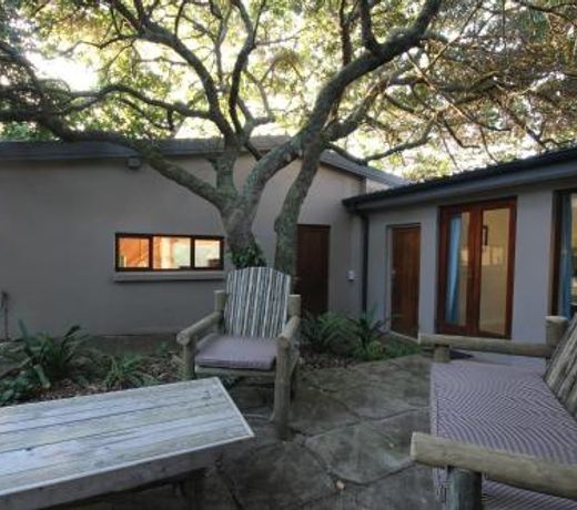 Grants Place