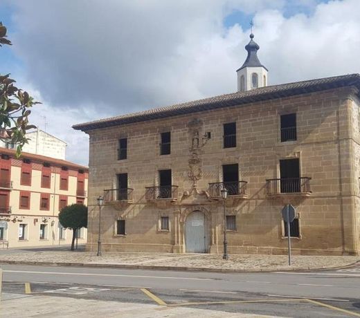 Apartamento ENTREVIÃAS en el corazÃ³n de La Rioja