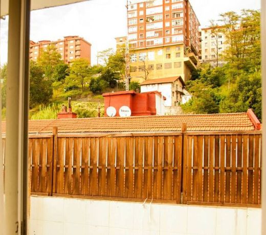 Estudios Bilbao Deusto