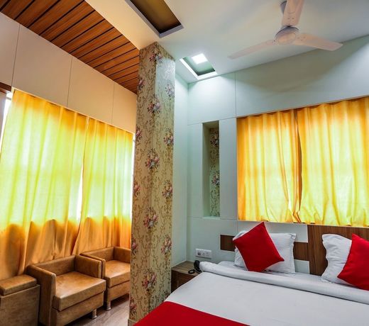 OYO 16163 Hotel Shri Hari