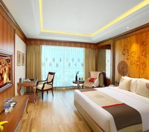 Seven Seas Hotel