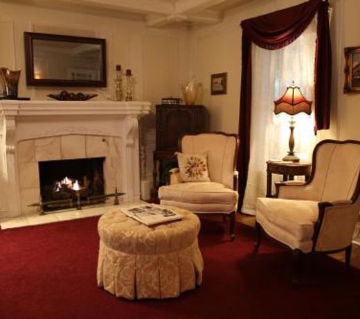 Martha's Vineyard B & B