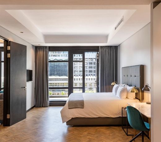 The Onyx Apartment Hotel