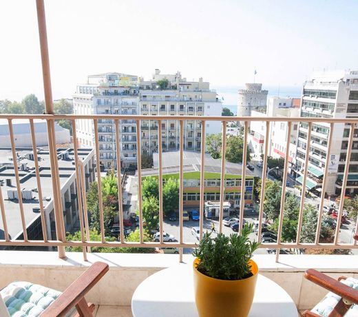 CHAPTER I, COSY APRTMENT IN THE CENTRE OF THESSALONIKI - SEA VIEW