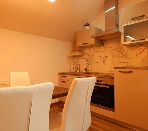 Studio apartman Lakasa