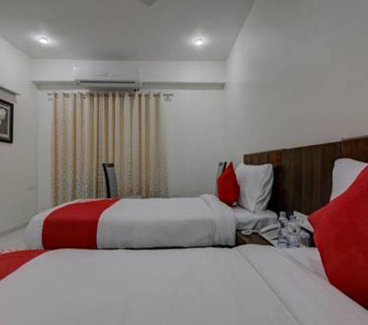 Capital O 16971 Hotel Lorven