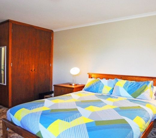 Getaway On Garden Free Wifi Pet Friendly Outside Only