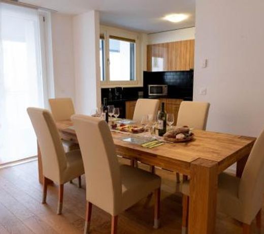 Family apartment near the train station