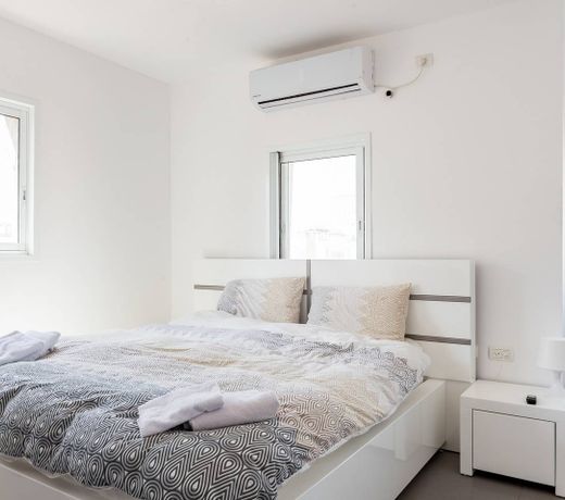 Oַ&O Group-Amazing APT Bat-Yam 3 Min Walk To Beach