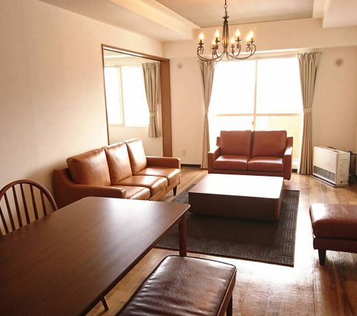 Sun Court 905