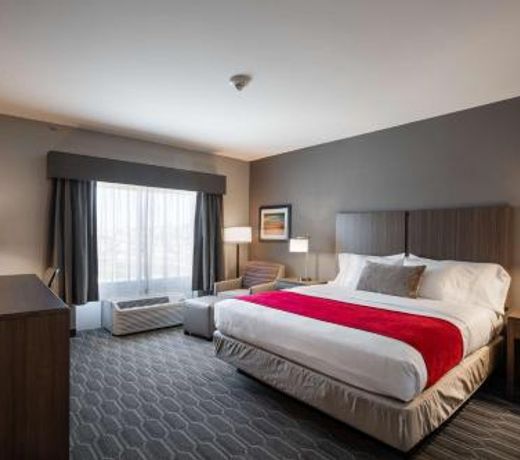 Best Western Plus West Lawrence