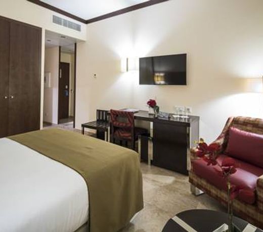 iu Hotel UÃ­ge
