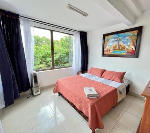 Lindo Apartaestudio Centro Pereira