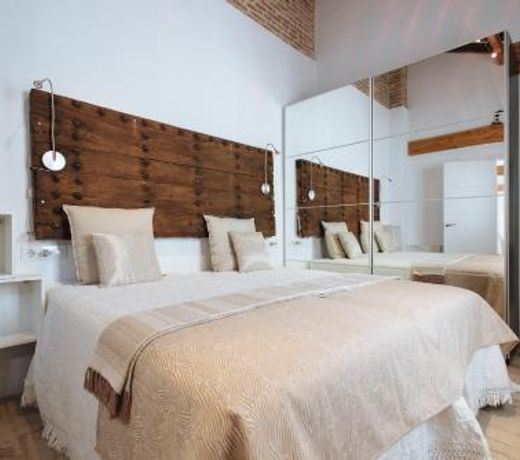 Casa Higuerón