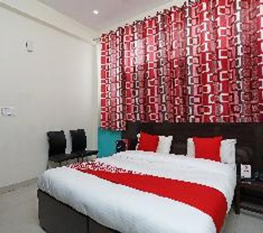 OYO 14634 Star Guest House