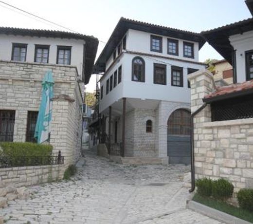 Apartment Altin in old town
