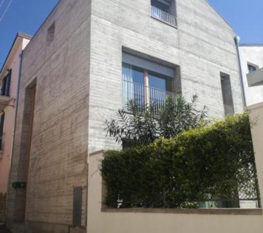 La casa di Mario...tra le case Via del Giglio 52