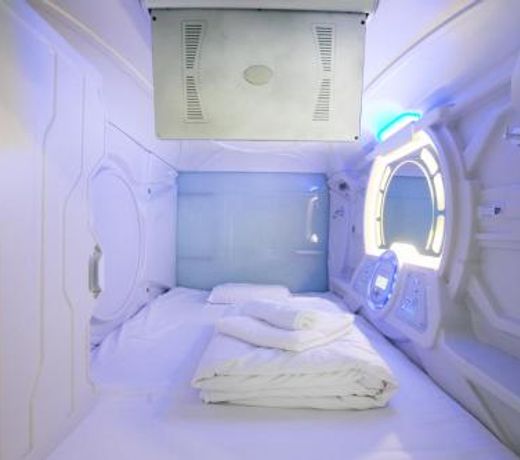 Capsule Hostel Capslock