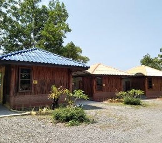 Taweesuckkittiya Resort