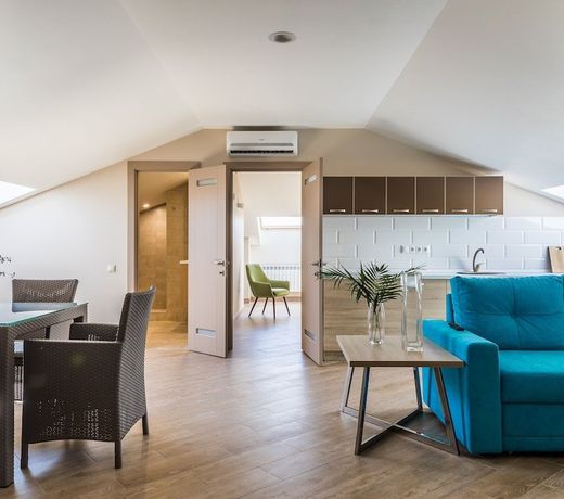 Sowa House