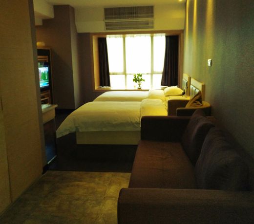 Neat Hotel