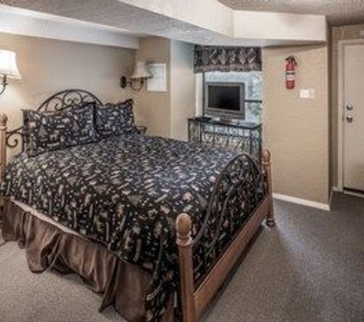 Overlook - Four Bedroom Townhome