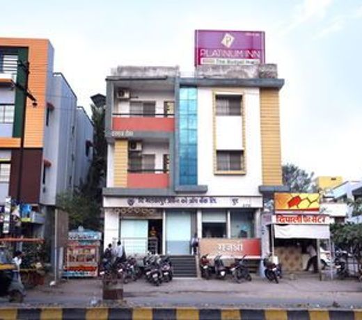OYO 10507 Hotel Platinum